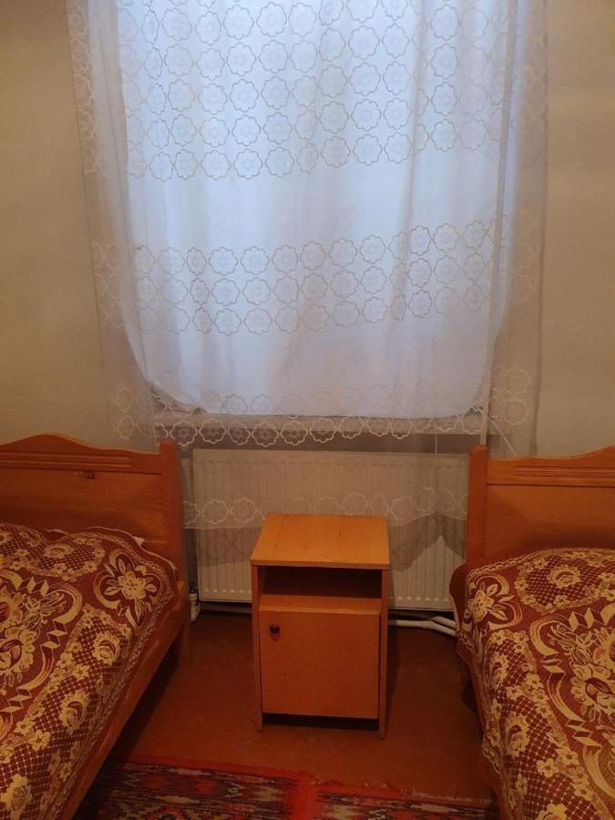 Firuza Hostel ボルジョミ エクステリア 写真