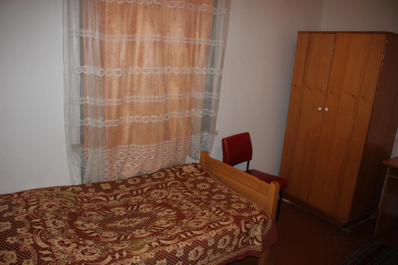 Firuza Hostel ボルジョミ エクステリア 写真