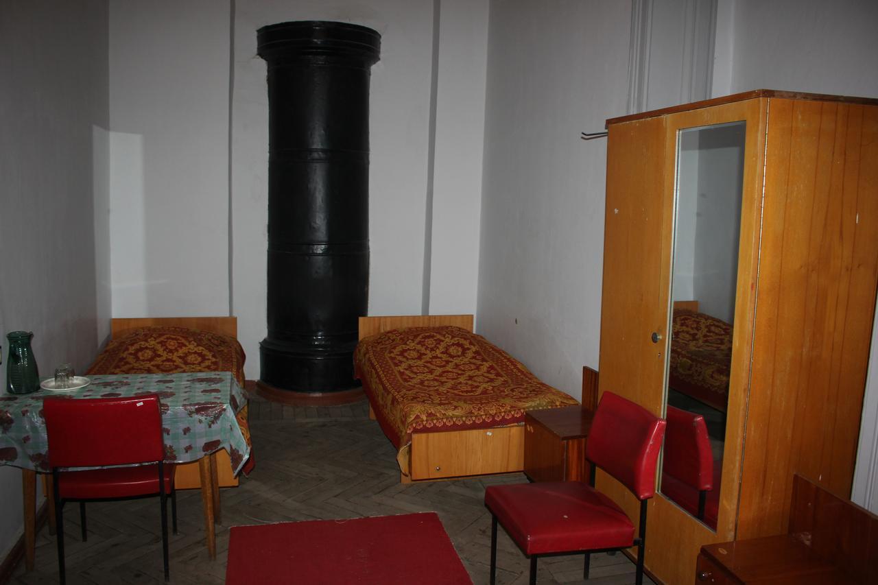 Firuza Hostel ボルジョミ エクステリア 写真